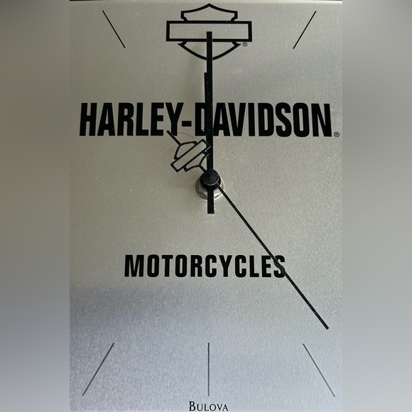 Harley Davidson by BULOVA Wall clock. - Picture 3 of 4